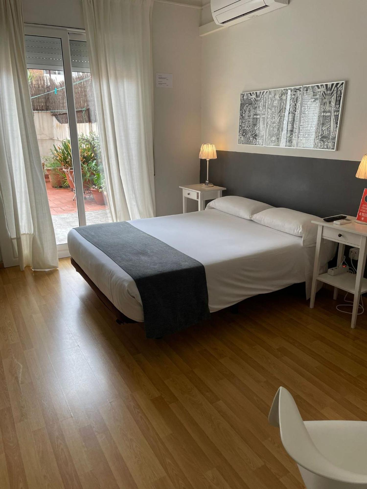 Hostal El Ninot