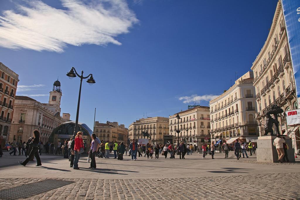 Puerta Del Sol Rooms - Madrid