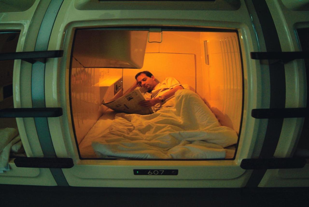 Capsule Hotel & Sauna Ikebukuro Plaza - Tokyo