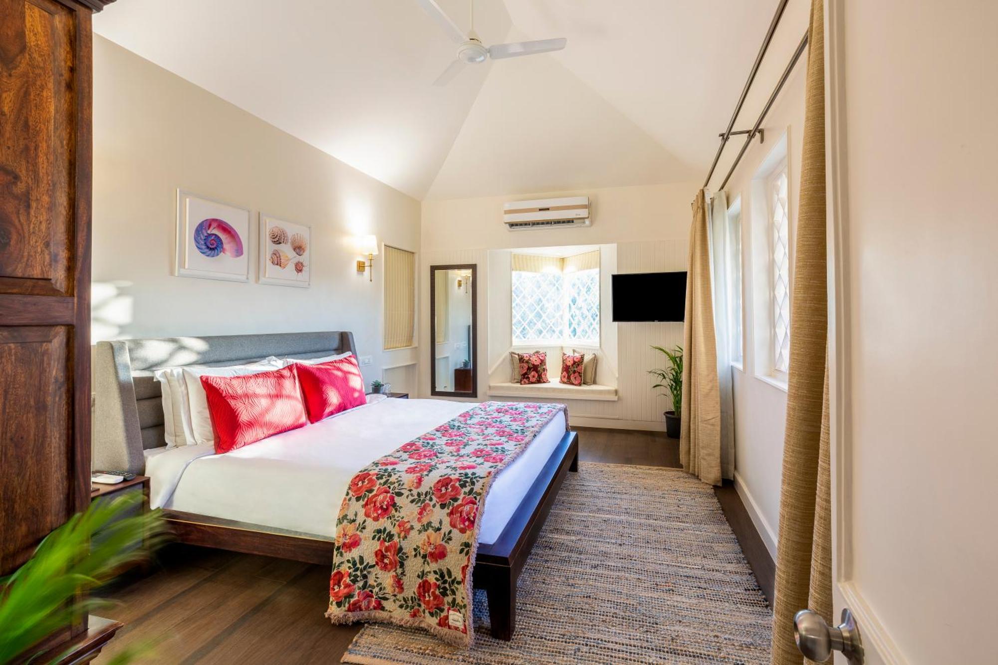 Ama Stays & Trails, Beach House Madh Island - Mumbai