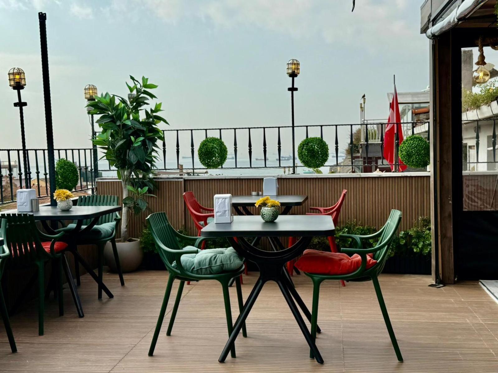 The Istanbul Holiday Hotel