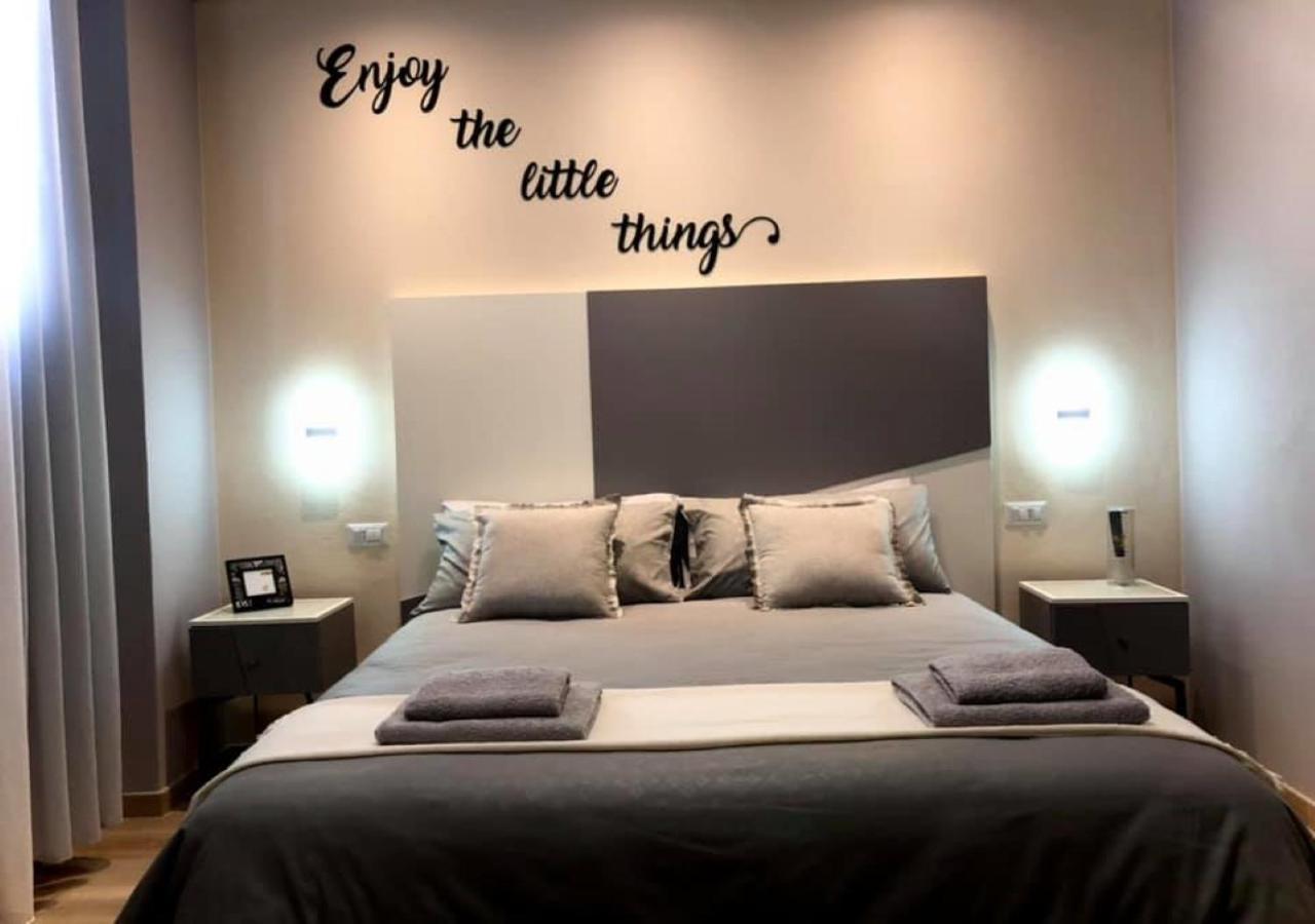 Room Sweet Room 2