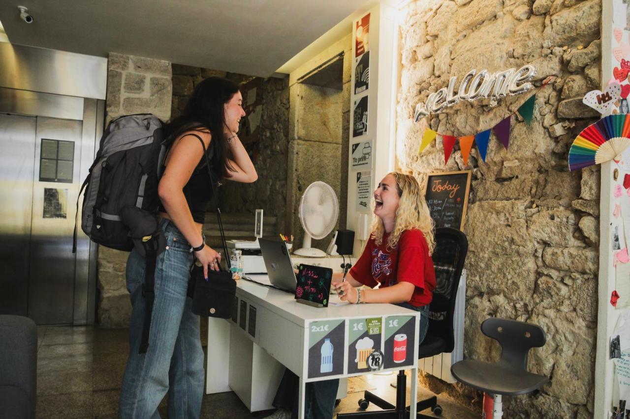 Onefam Ribeira Hostel - Porto