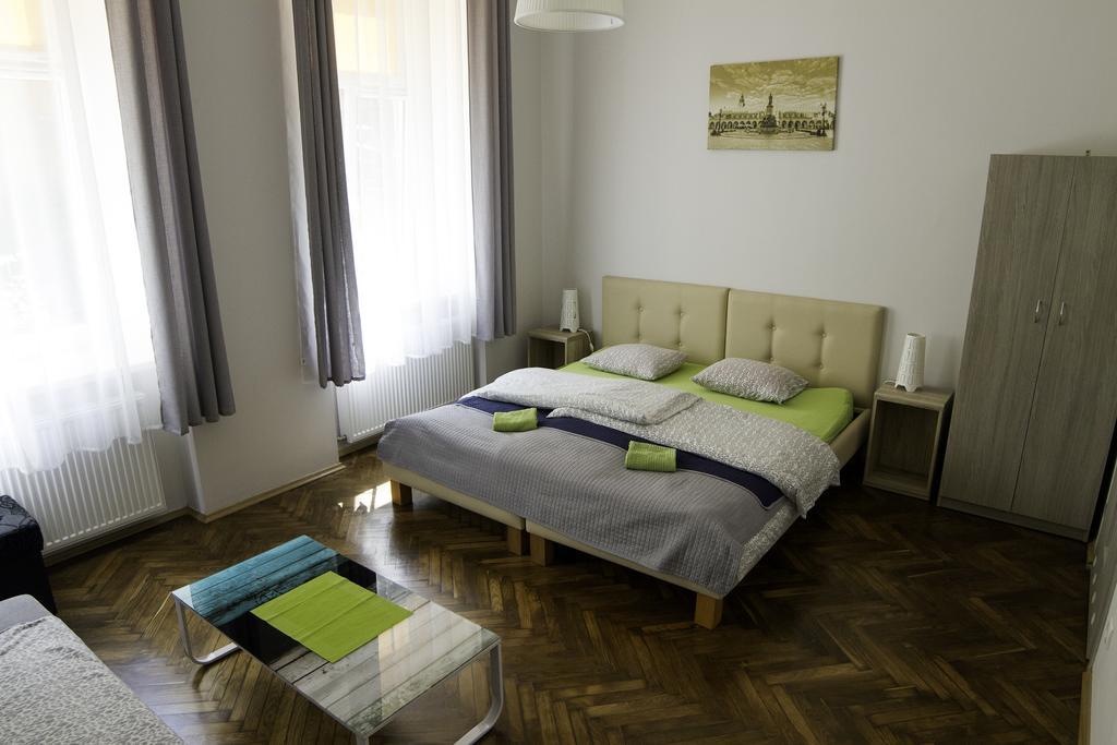 Dream Hostel & Apartments