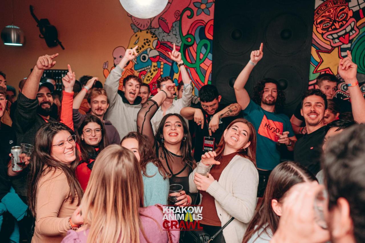 Let'S Rock Party Hostel! Age Limit From 18 Until 40!