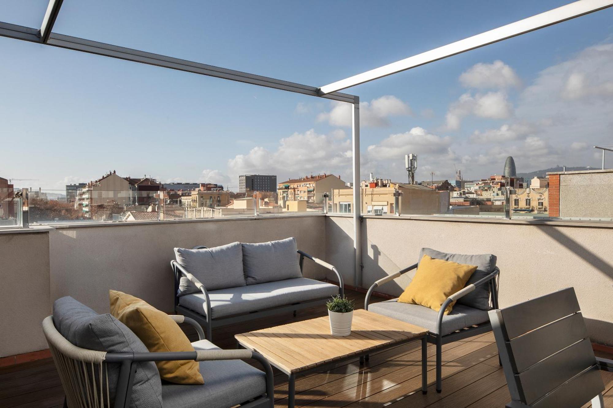 Feelathome Poblenou Beach Apartments