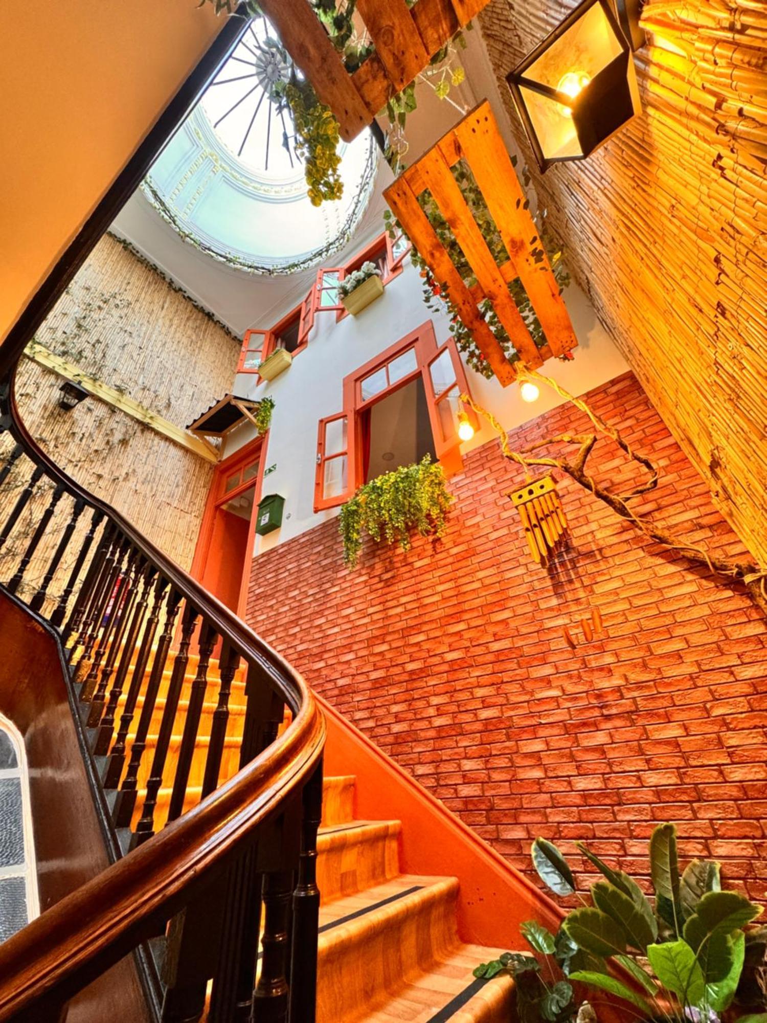 Samba Guesthouse - Porto