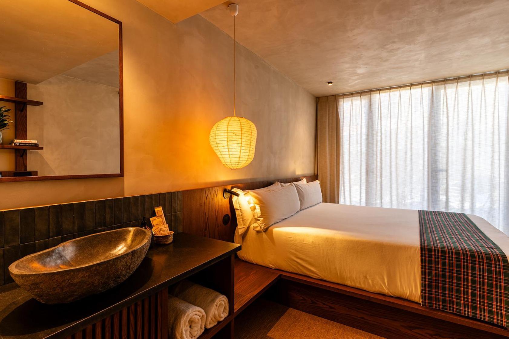 Chic&Basic Tokyo Hoose