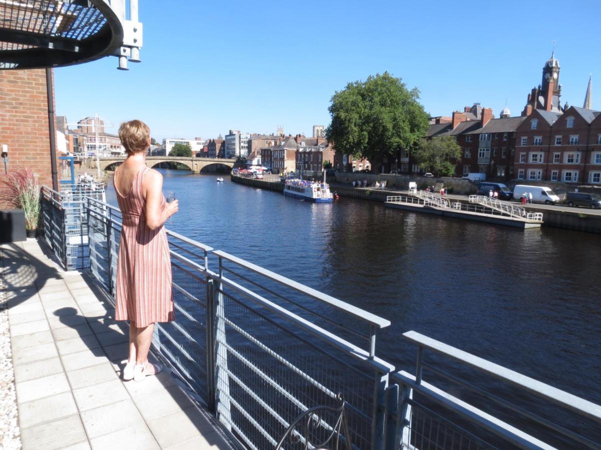 3 Emperors Wharf With Stunning River Views - York