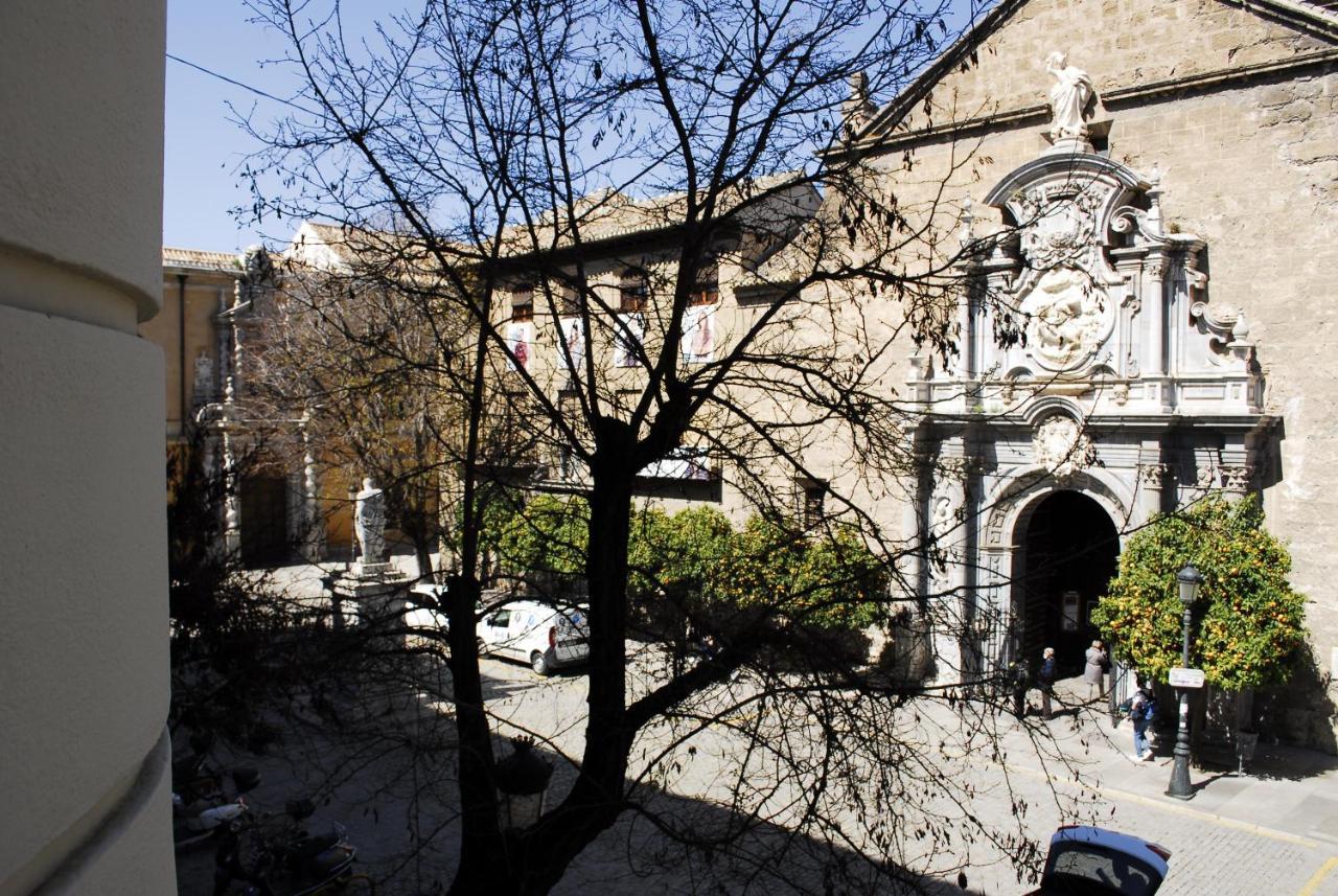 La Perla Granada Suites