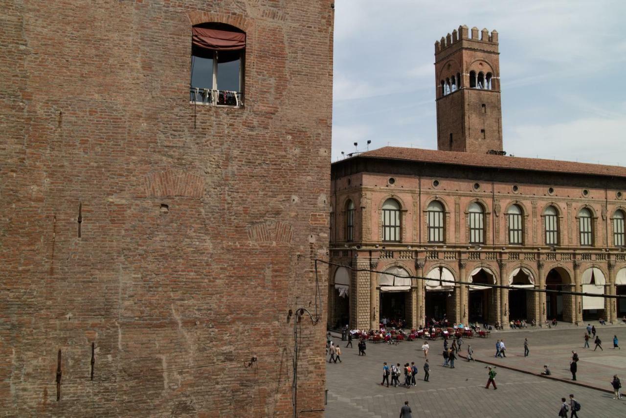 Casa Isolani Guest House Piazza Maggiore 1
