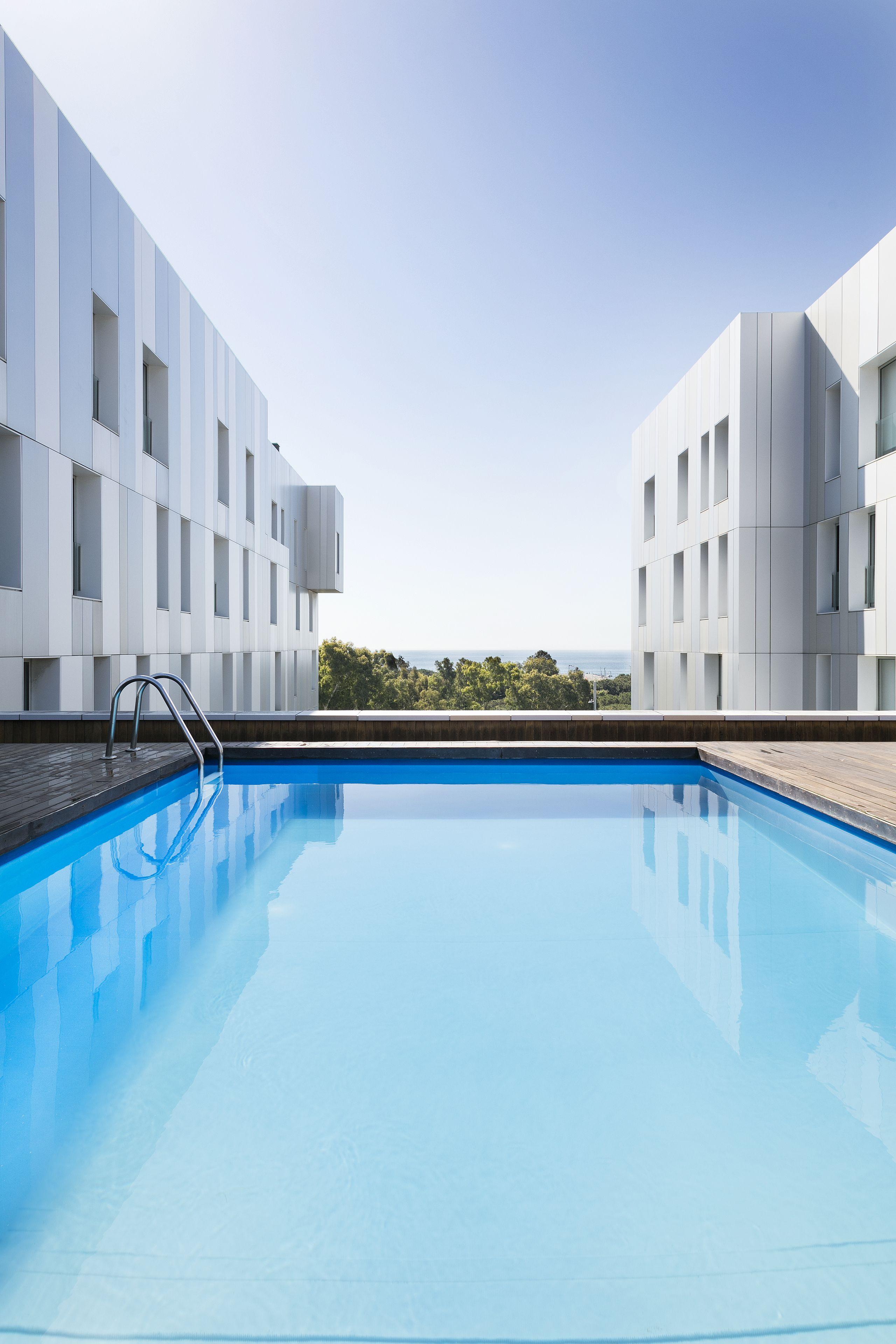 Lugaris Beach Apartments
