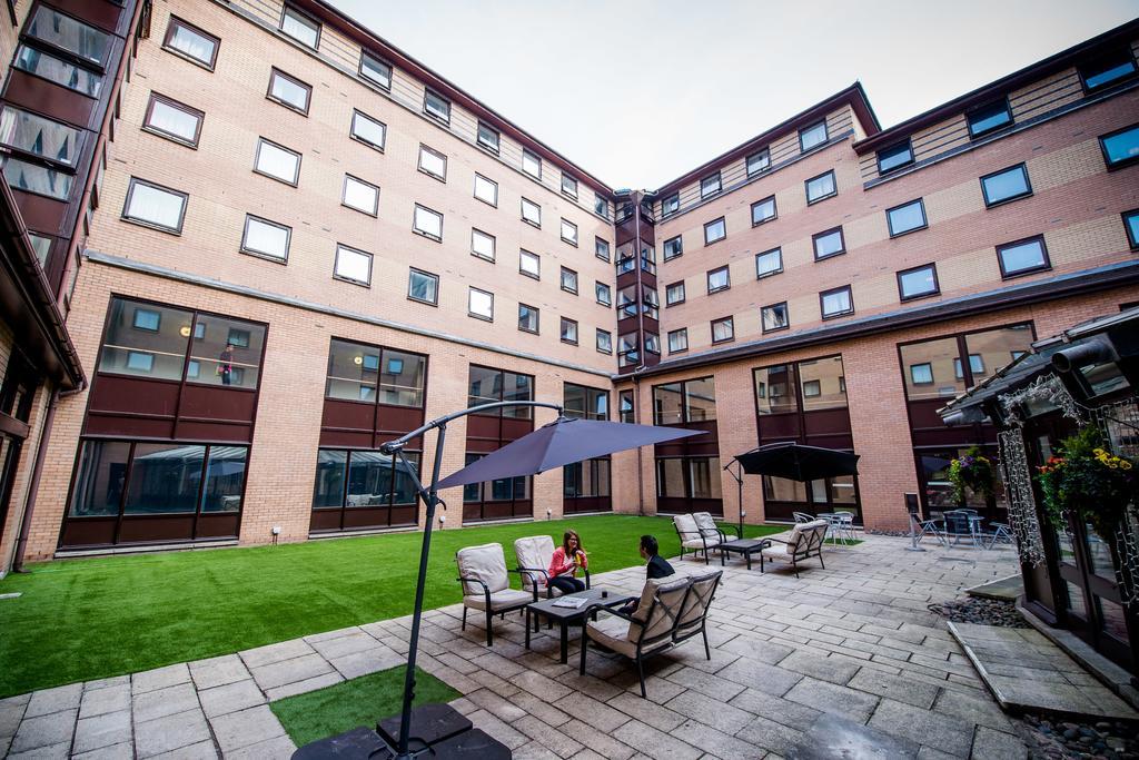 Weston Hall - Halls Of Residence - Manchester
