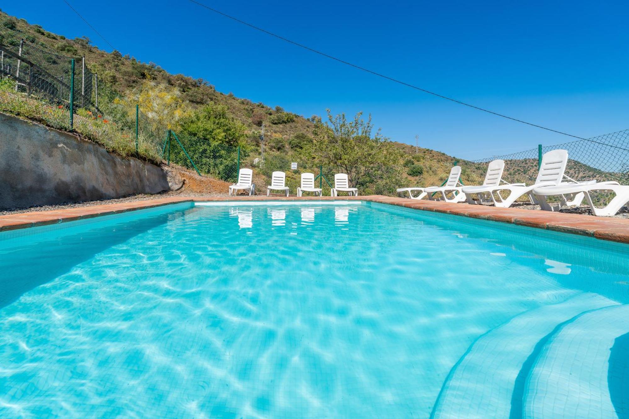 Complejo Rural El Mirador Guest House - Malaga
