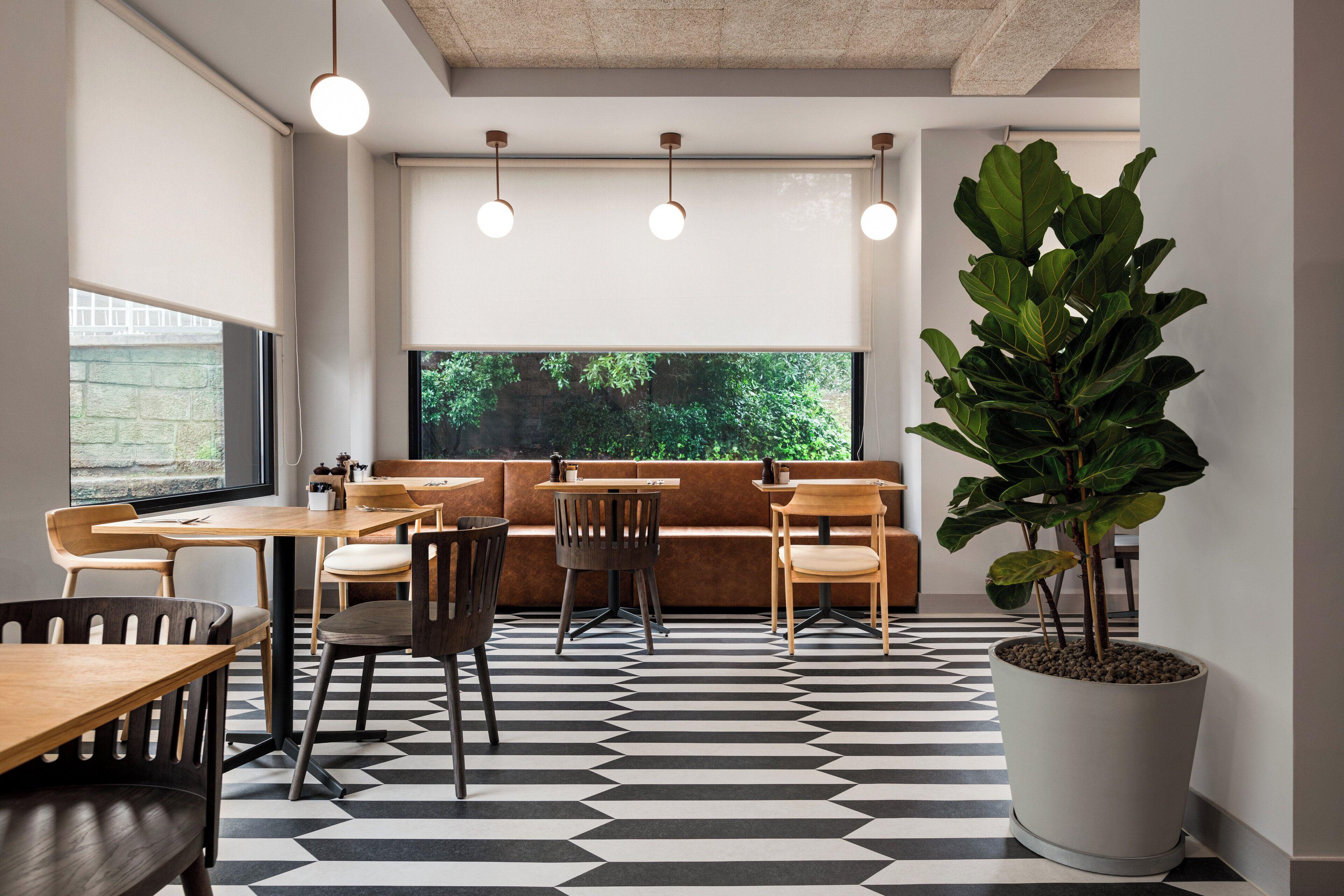 Holiday Inn Express Porto - Boavista By Ihg