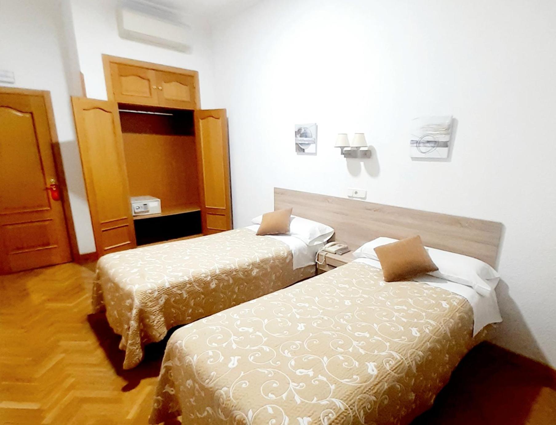 Hostal Biarritz