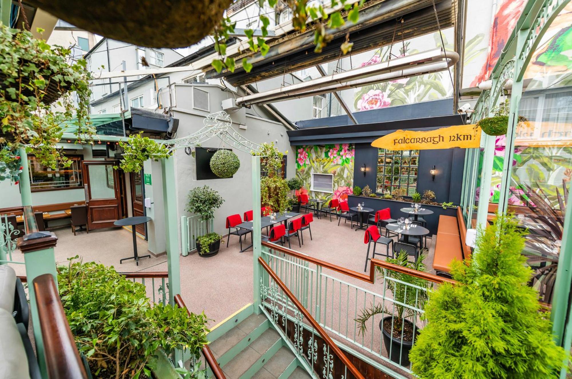 Harcourt Hotel